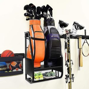 How to hang golf clubs on the Wall